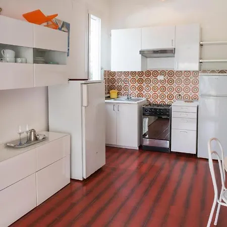 Appartamento Villetta Con Giardino A 100 Metri Dal Mare A - M104 *